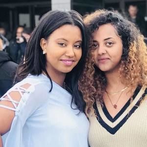 Meet your Posher, Eden